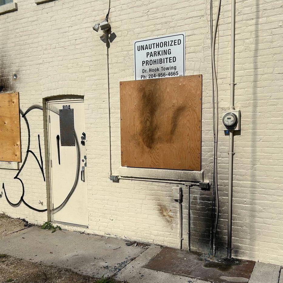 Police probe overnight fire at Manitoba cabinet minister's constituency office